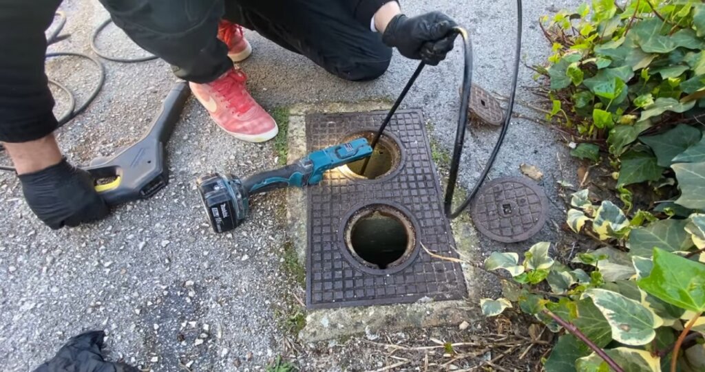 déboucher une canalisation facilement